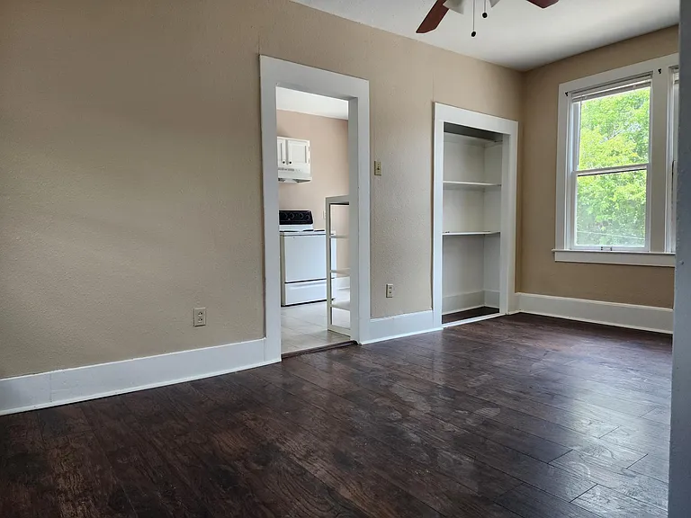 2450 Broadway St #6 — Photo 5