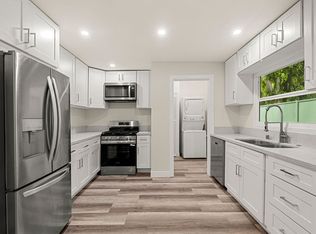 De Longpre, Los Angeles, CA 90027