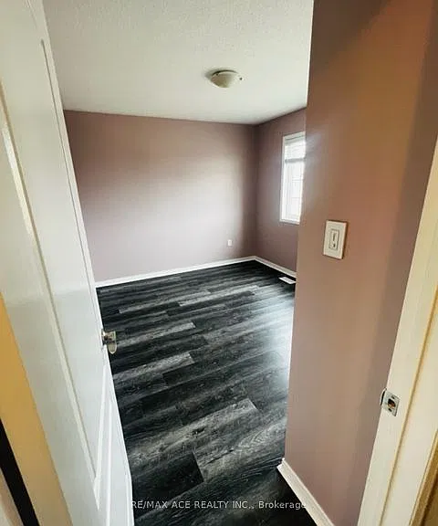 1512 Pennel Dr — Photo 9