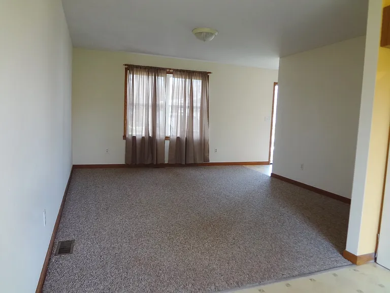 165 Mason St #B — Photo 6