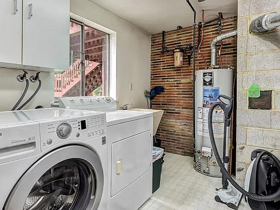 4th image of 20323 Burke Ave N #105