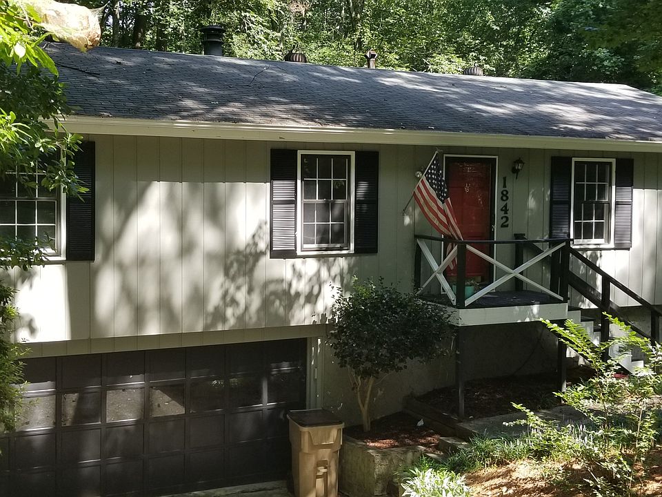 1st image of 1842 King Arthurs Ct