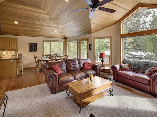 (undisclosed Address), Sunriver, OR 97707