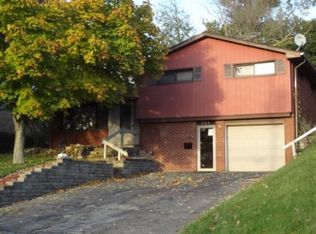 908 Maplewood Dr, Pittsburgh, PA