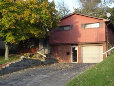 908 Maplewood Dr, Pittsburgh, PA, 15234