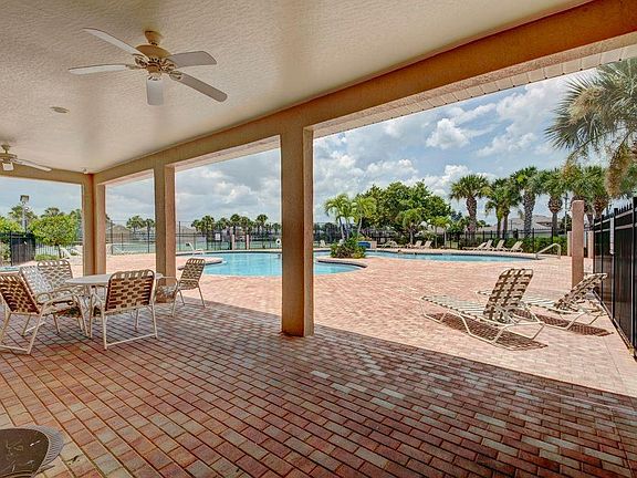 Clubhouse patio & pool