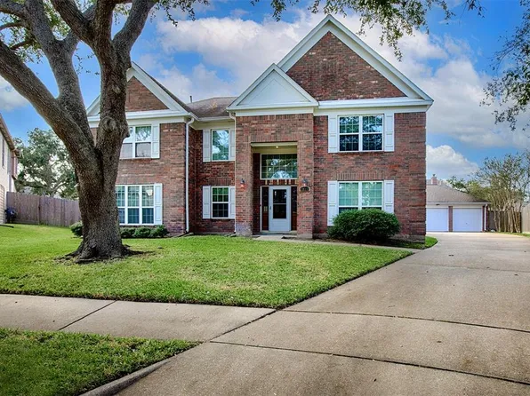 2819 Sandpebble Court, Seabrook, TX 77586