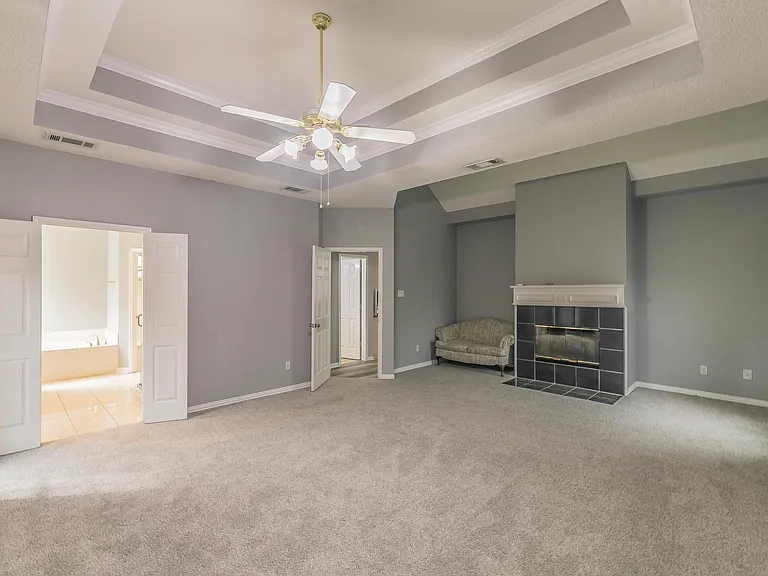 1619 Corvallis Trl — Photo 18