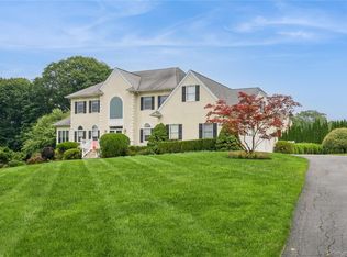 90 Majestic Rdg, Carmel, NY 10512