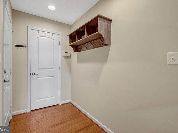 3rd image of 15425 Rosemont Manor Dr