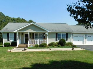 462 Gilford Rd, Wirtz, VA 24184