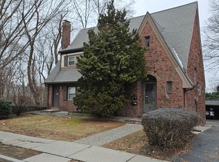 43 Greycliff Rd #1, Brighton, MA 02135