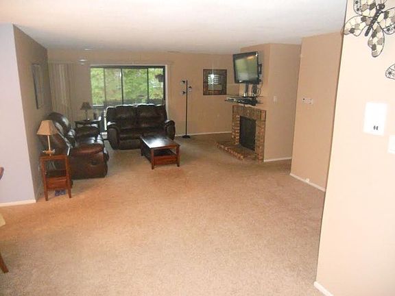 4th image of 11111 S Cottonwood Dr #2C