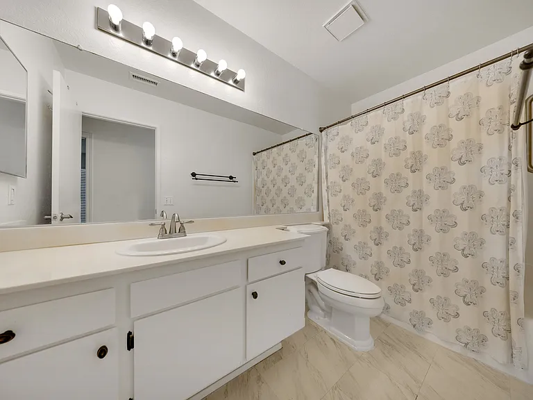 7750 Perlite Ave — Photo 21
