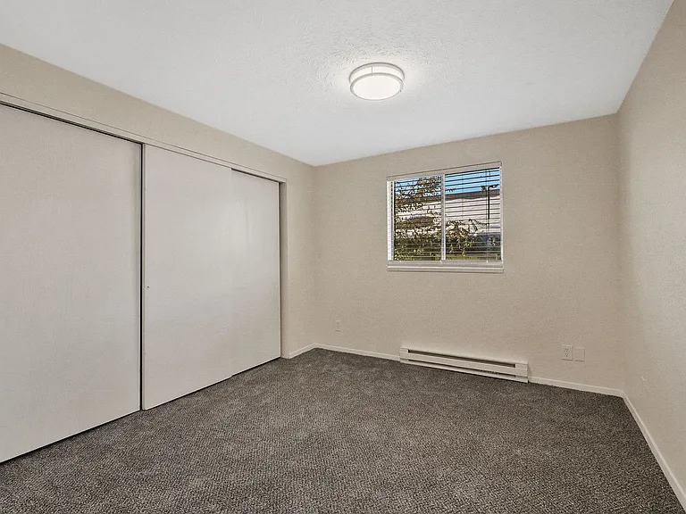 1724 E Cataldo Ave — Photo 13