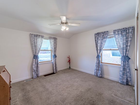 5th image of 3229 Sangamon St