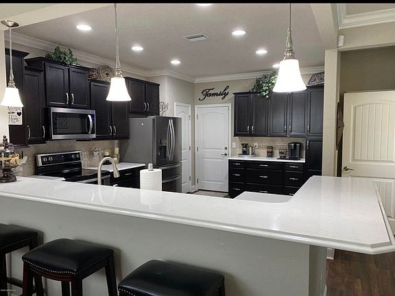 5th image of 7030 Butterfield Ct