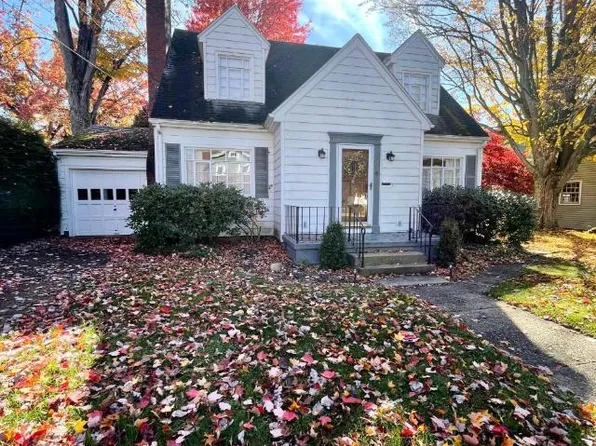110 Willoughby Ave #10, Warren, PA 16365