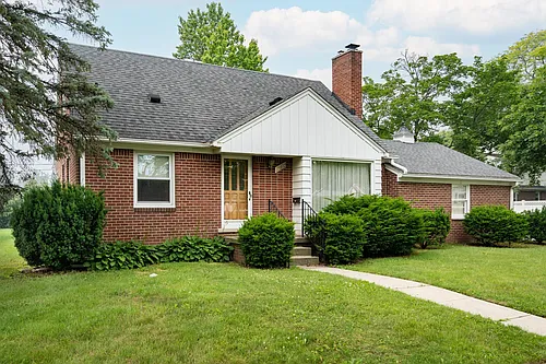 1508 Penistone Rd Photo 1