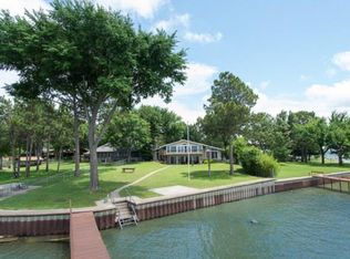 106 Island Beach Rd, Gun Barrel City, TX 75156