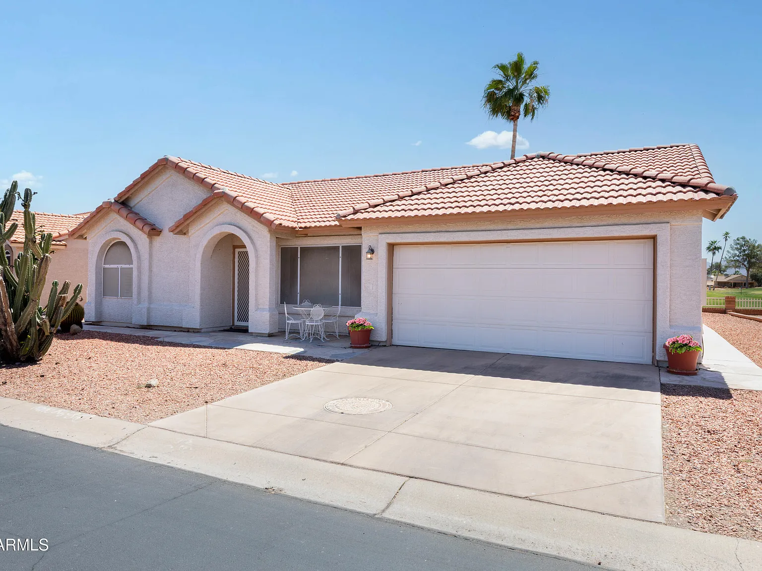 2 bed, 2.0 bath, 1065 sqft, $1,800 — Photo 1