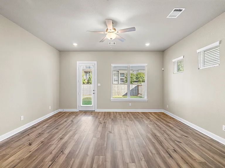 8510 Morning Melody Dr — Photo 3