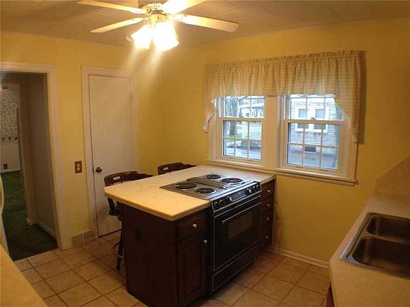 5th image of 1100 W Weber Dr