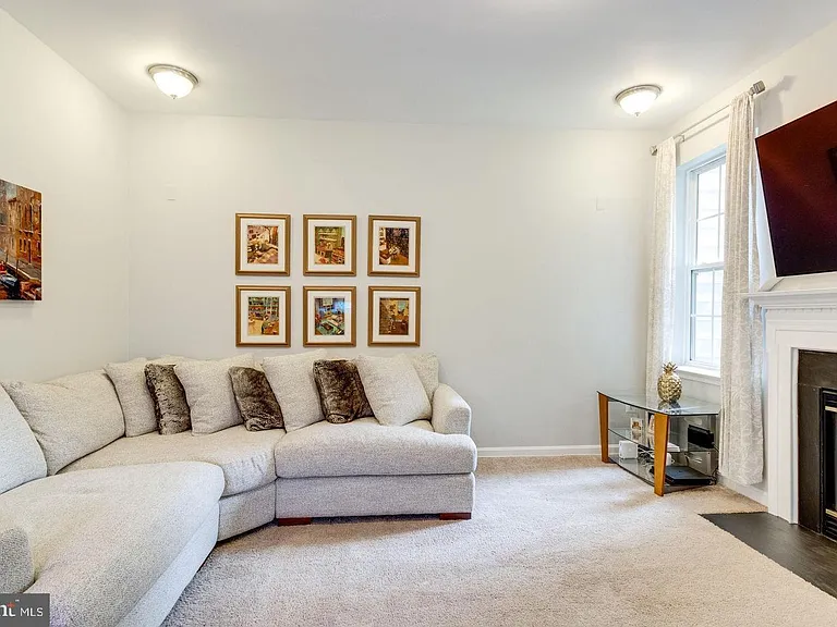6485 Sutcliffe Dr — Photo 54