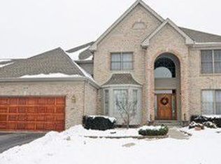 2040 Robinwood Dr, Algonquin, IL
