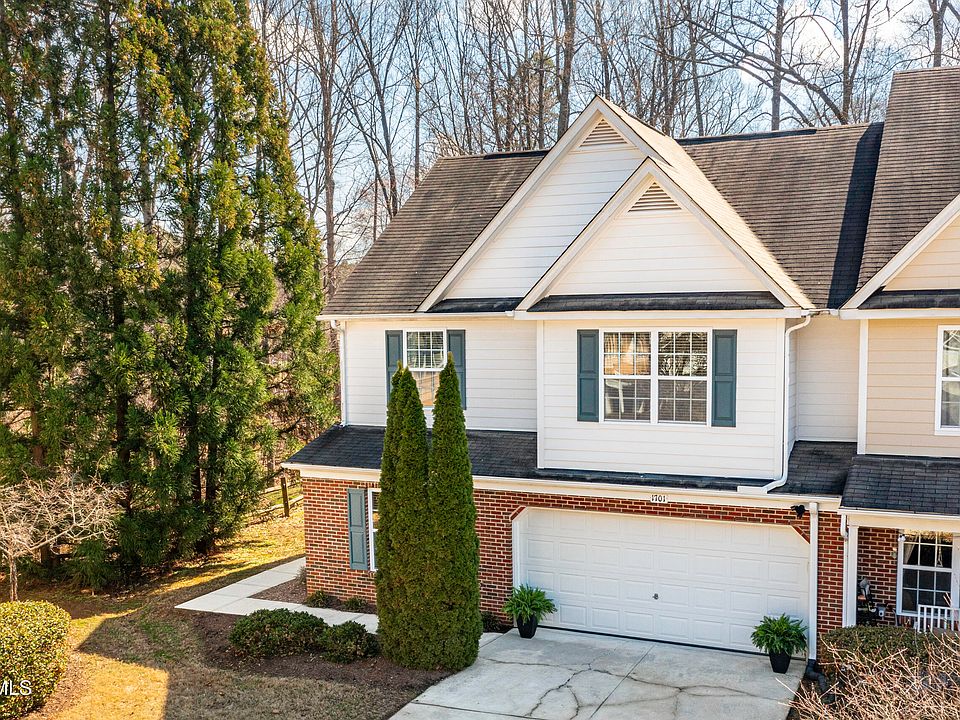 1st image of 1701 Bartlett Cir