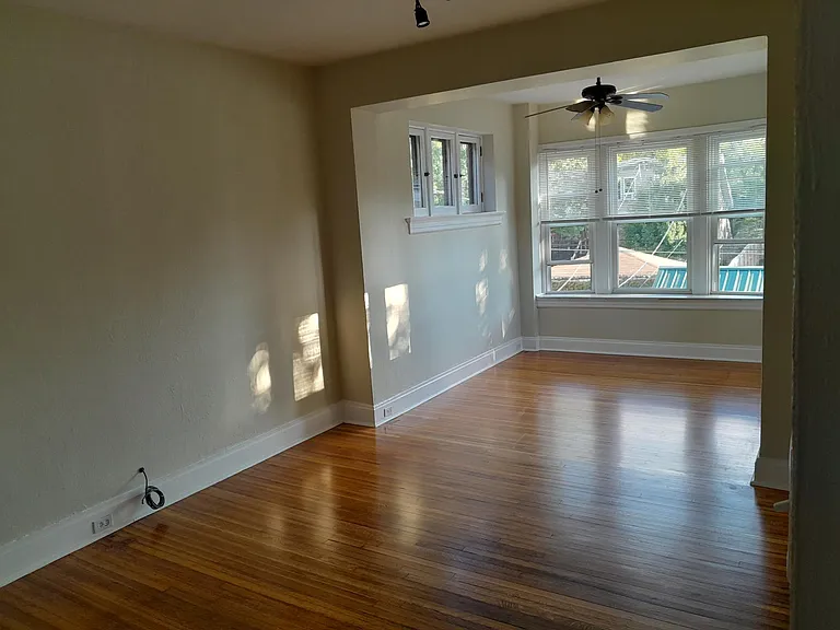 3642 Humphrey St — Photo 10