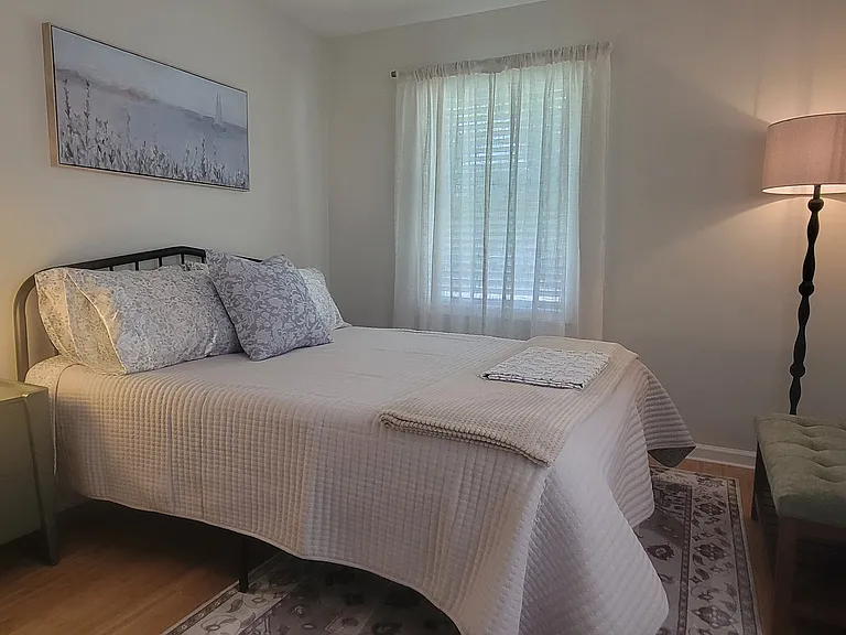 112 Betts St — Photo 18