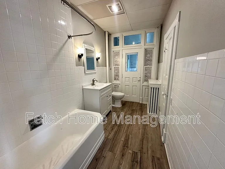 701 Walnut St #1 — Photo 6
