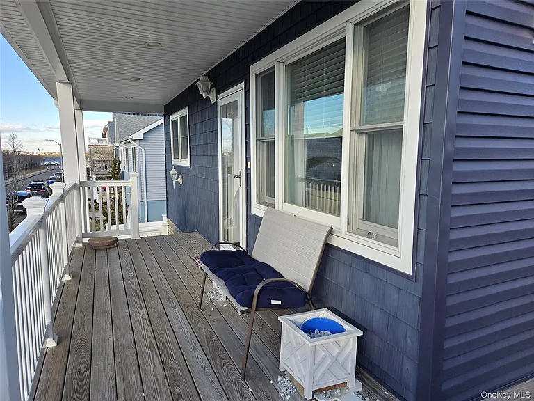 70 Harmon St — Photo 19