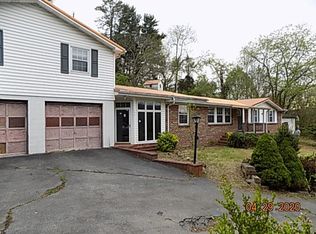 123 Cape Rd, Raven, VA 24639