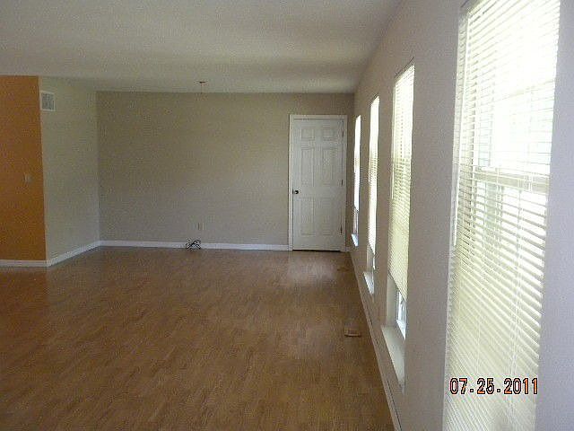 2nd image of 10116 Dellwood Ct
