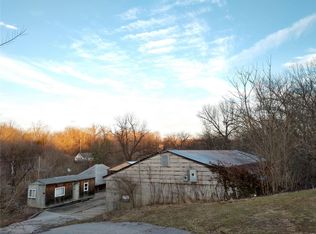 4405 Flucom Rd, De Soto, MO 63020