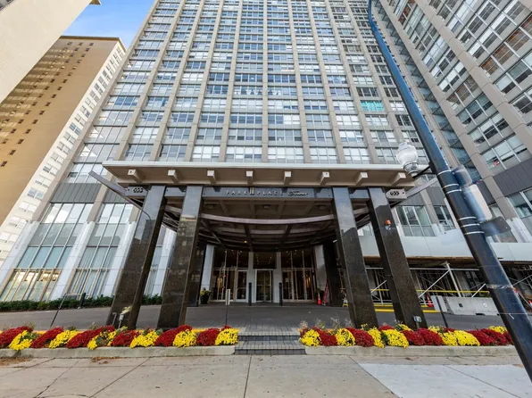 655 W Irving Park Rd APT 1511, Chicago, IL 60613