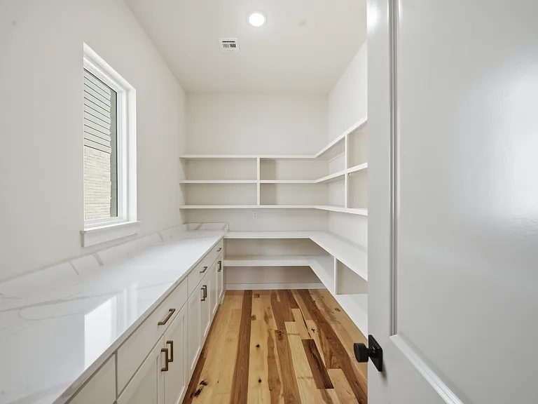 2102 E 138th St S — Photo 10