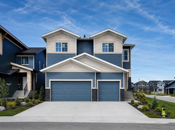 69 S Waterford Pl, Chestermere, AB T1X 3B3