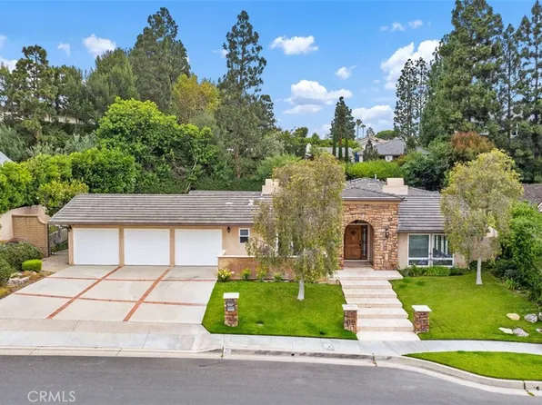 64 Royal Saint George Rd, Newport Beach, CA 92660