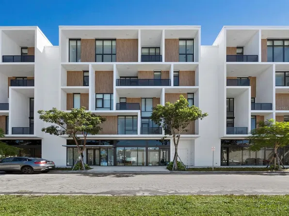 430 KUMQUAT COURT #506, SARASOTA, FL 34236