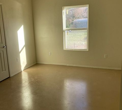 4th image of 3111 N Grand Ave #3111