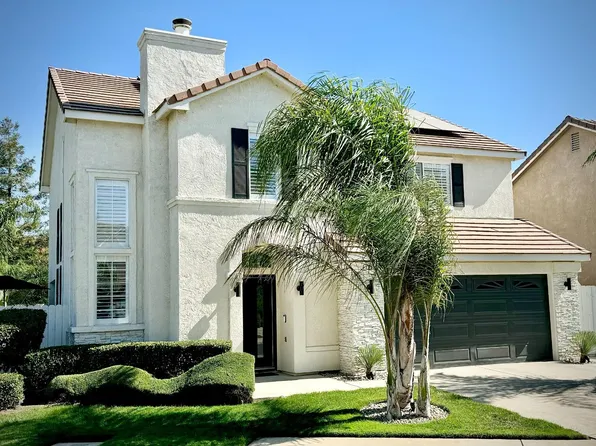 1980 Lawrence Ave, Clovis, CA 93611