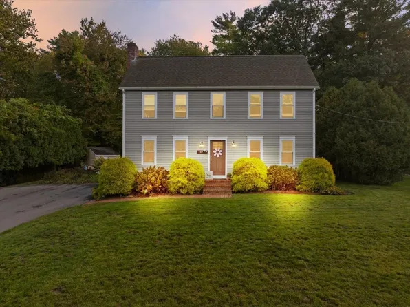 67 Briar Rd, Taunton, MA 02780