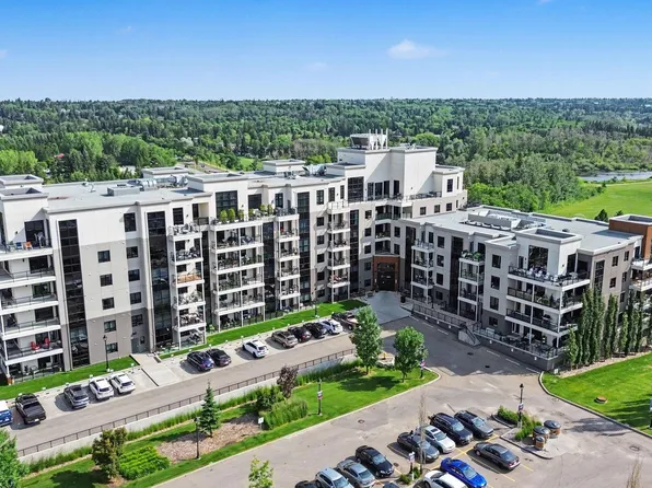 200 Bellerose Dr #810, Saint Albert, AB T8N 7P7