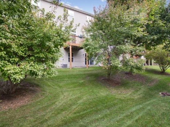 2nd image of 1331 White Oak Dr