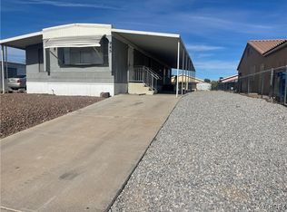 945 Glen Dr, Bullhead City, AZ 86442