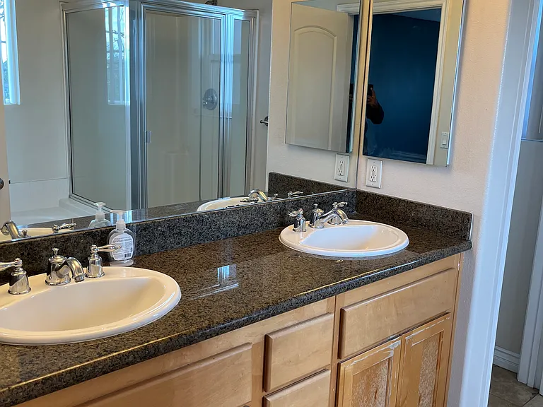 8320 Telegraph Rd — Photo 5