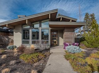 2728 NW Lemhi Pass Dr, Bend, OR 97703